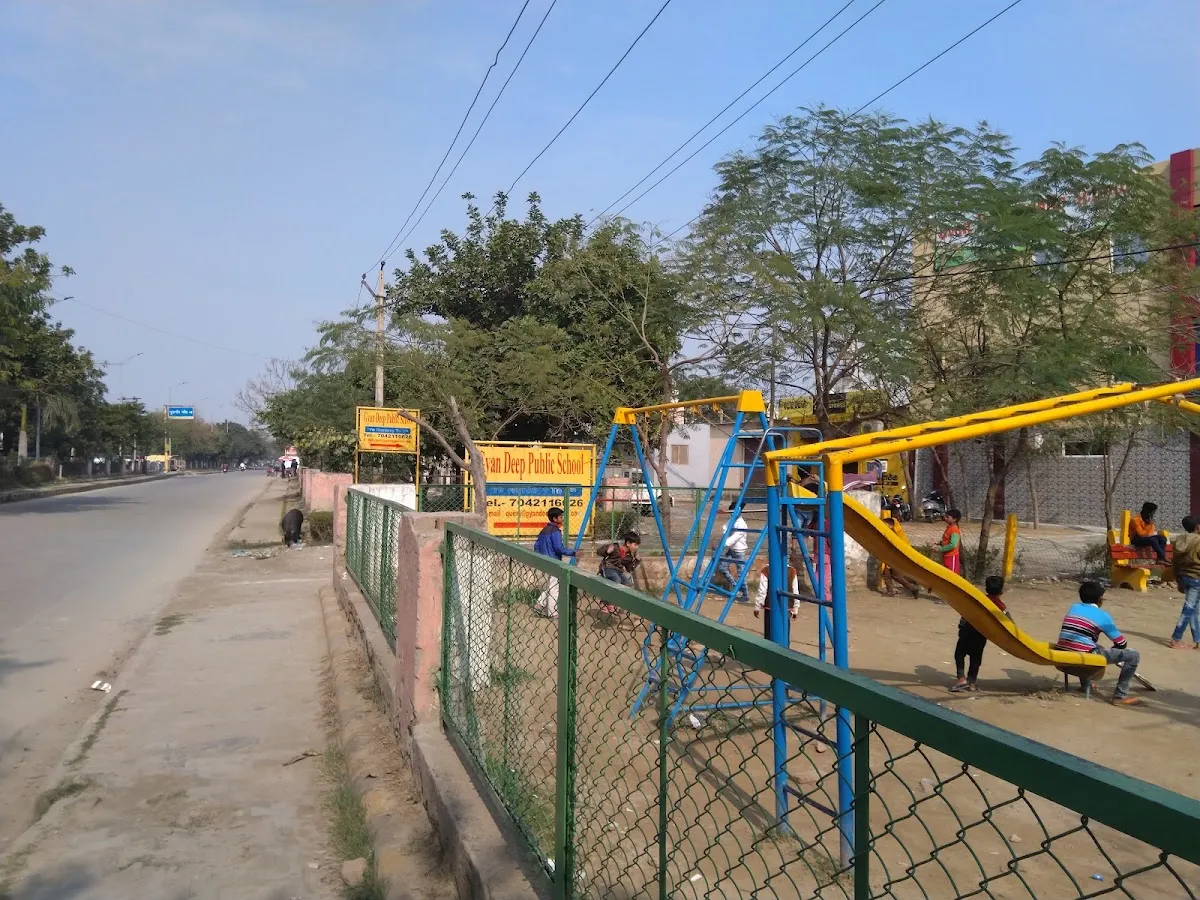Gyan Deep Sr Secondary School photo 4
