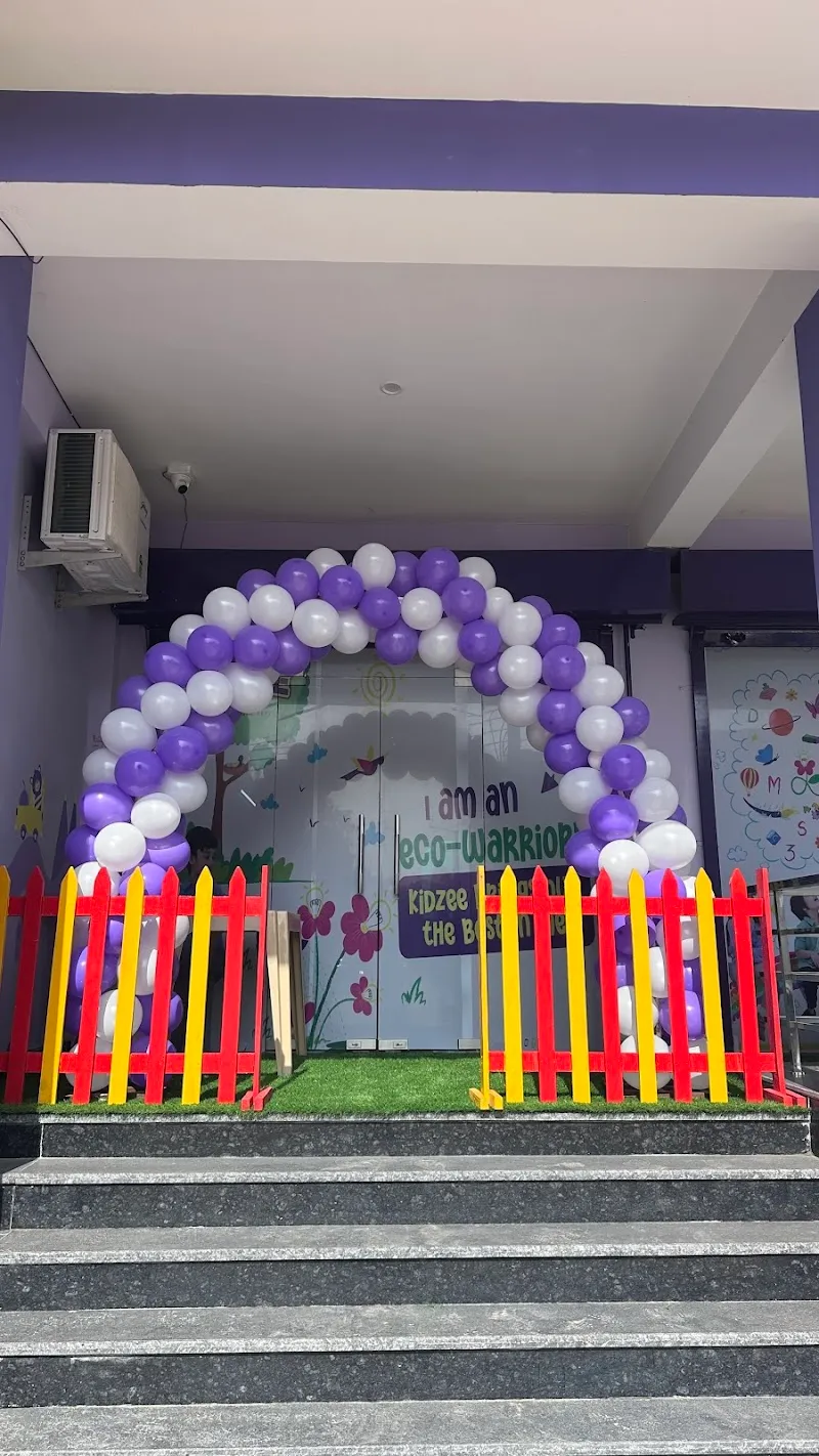 Kidzee Preschool & Day care Sector 109 Gurgaon , Dwarka Expressway | Kidzee Best Playschool & Flexible Timings Daycare