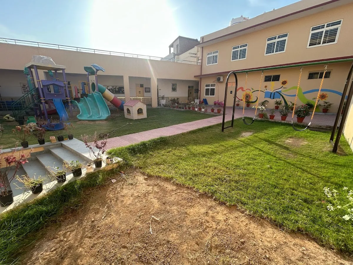 Lt Atul Katarya Memorial School photo 4