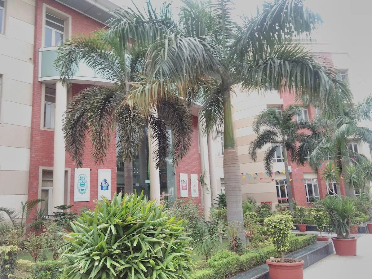 Manav Rachna International School photo 3