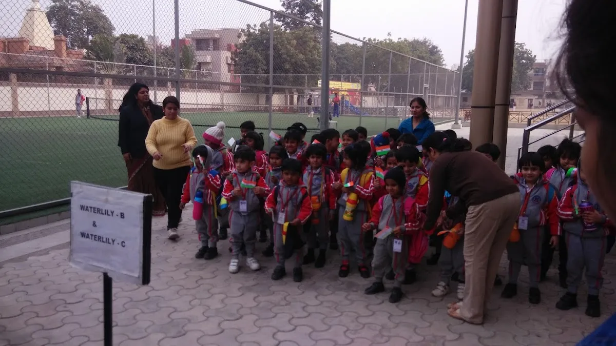 Meenakshi World School photo 4