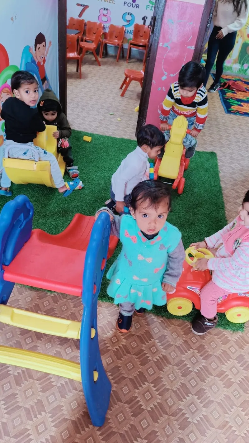 Mother's Hug ( Pre-School)