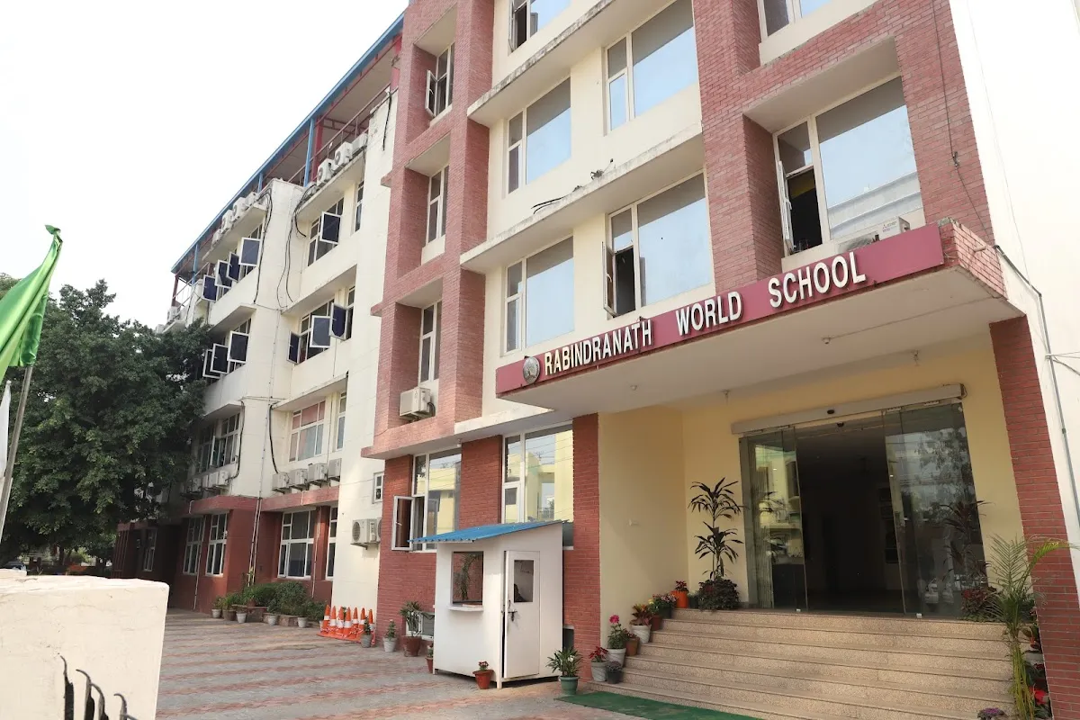 Rabindranath World School photo 2