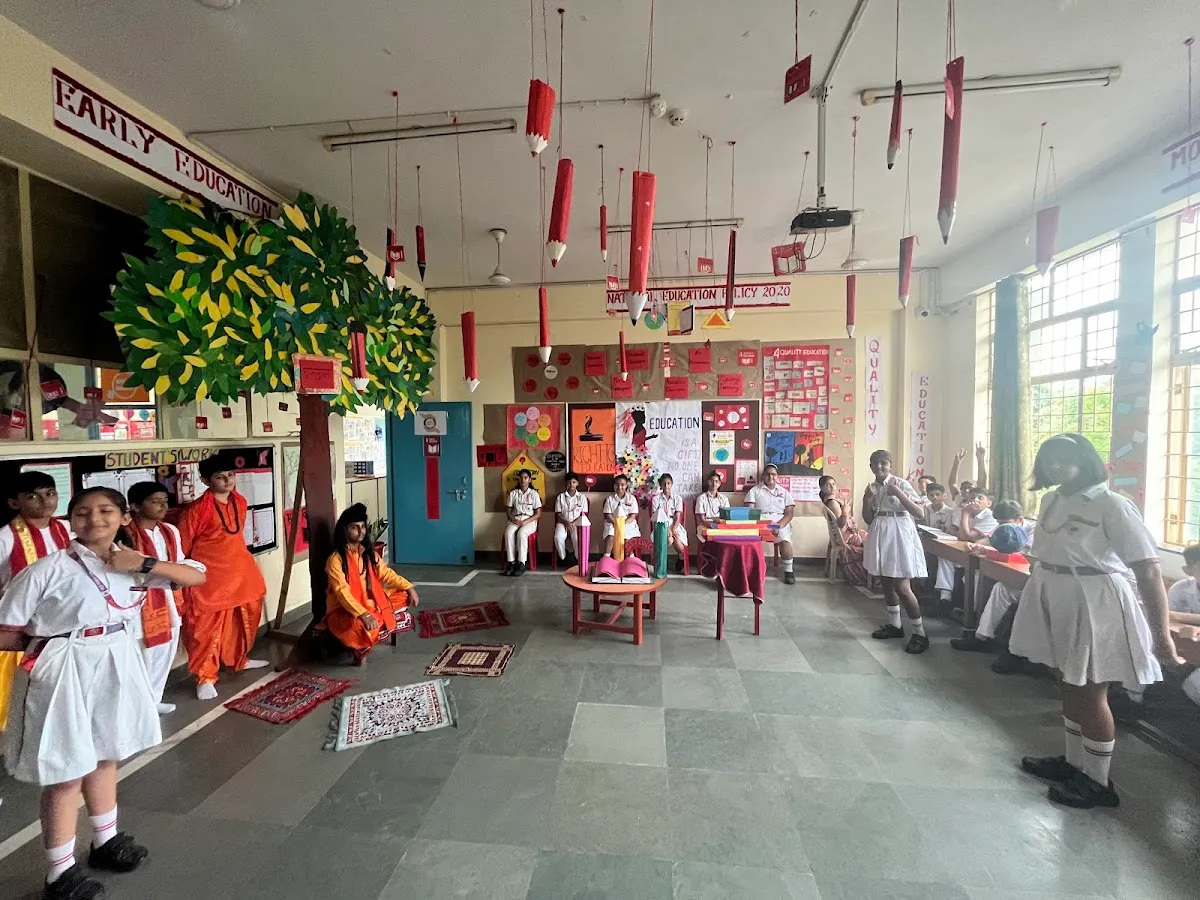 Red Roses Public School photo 6