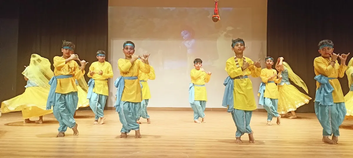 Royal Oak international school photo 6