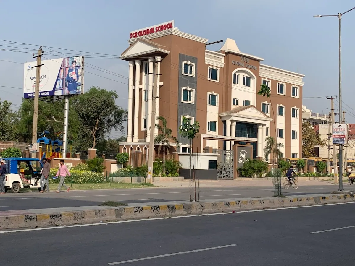 SCR Global School photo 2