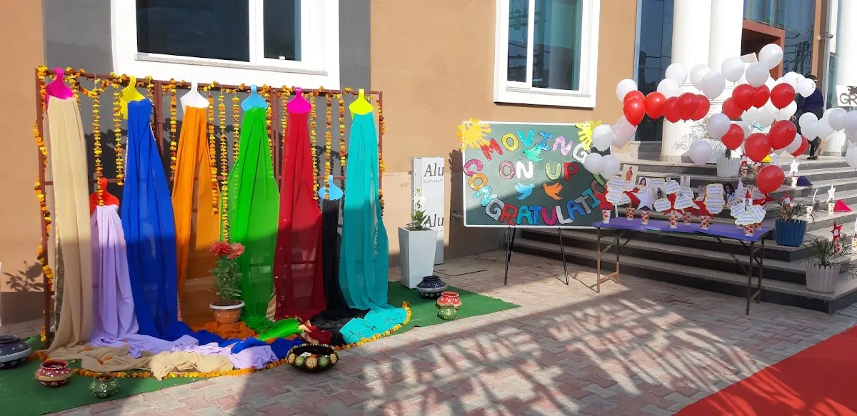 SCR Global School photo 5