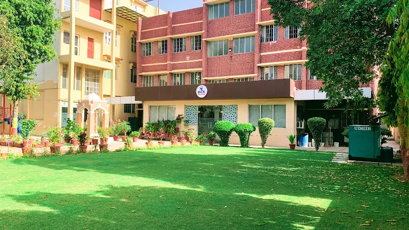 SCR Public School