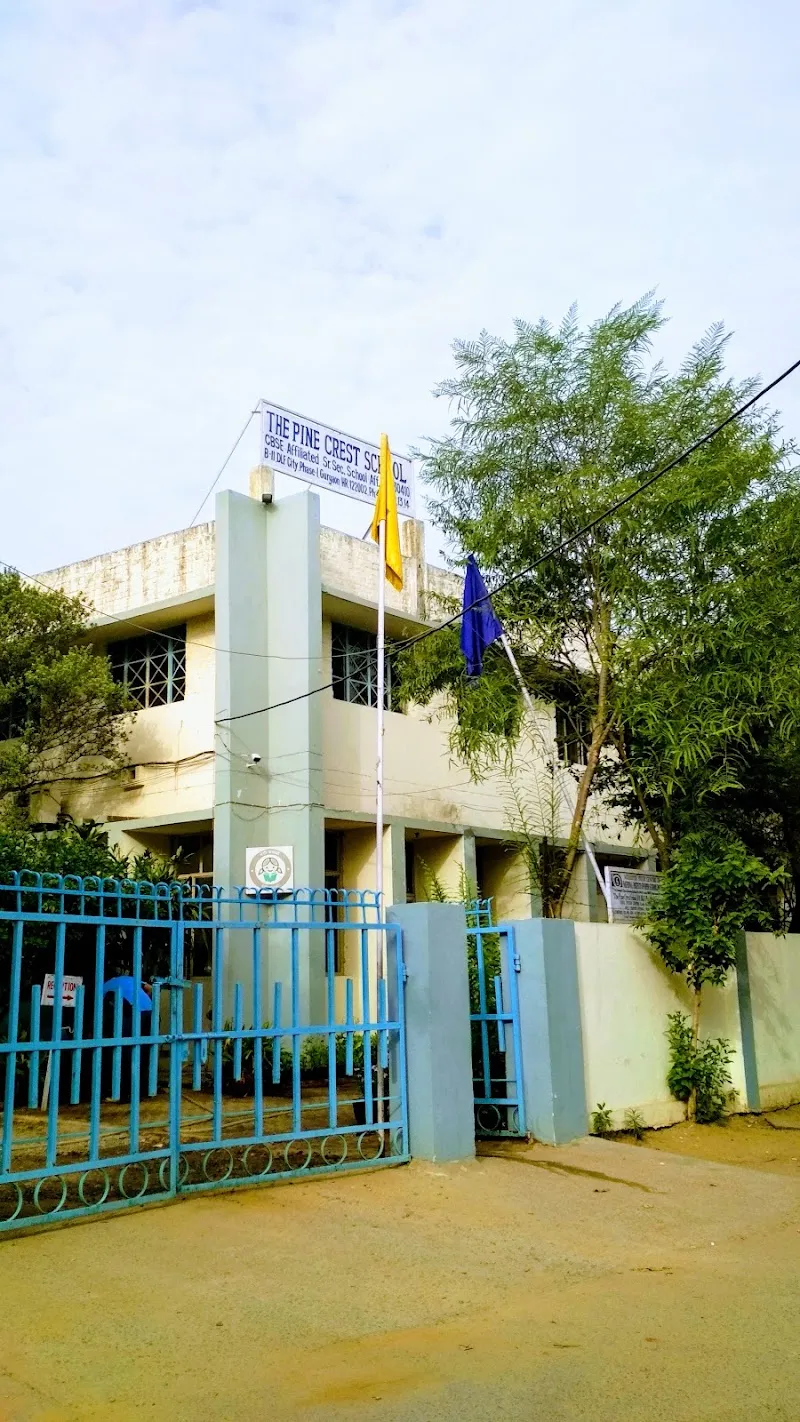 The Pine Crest School