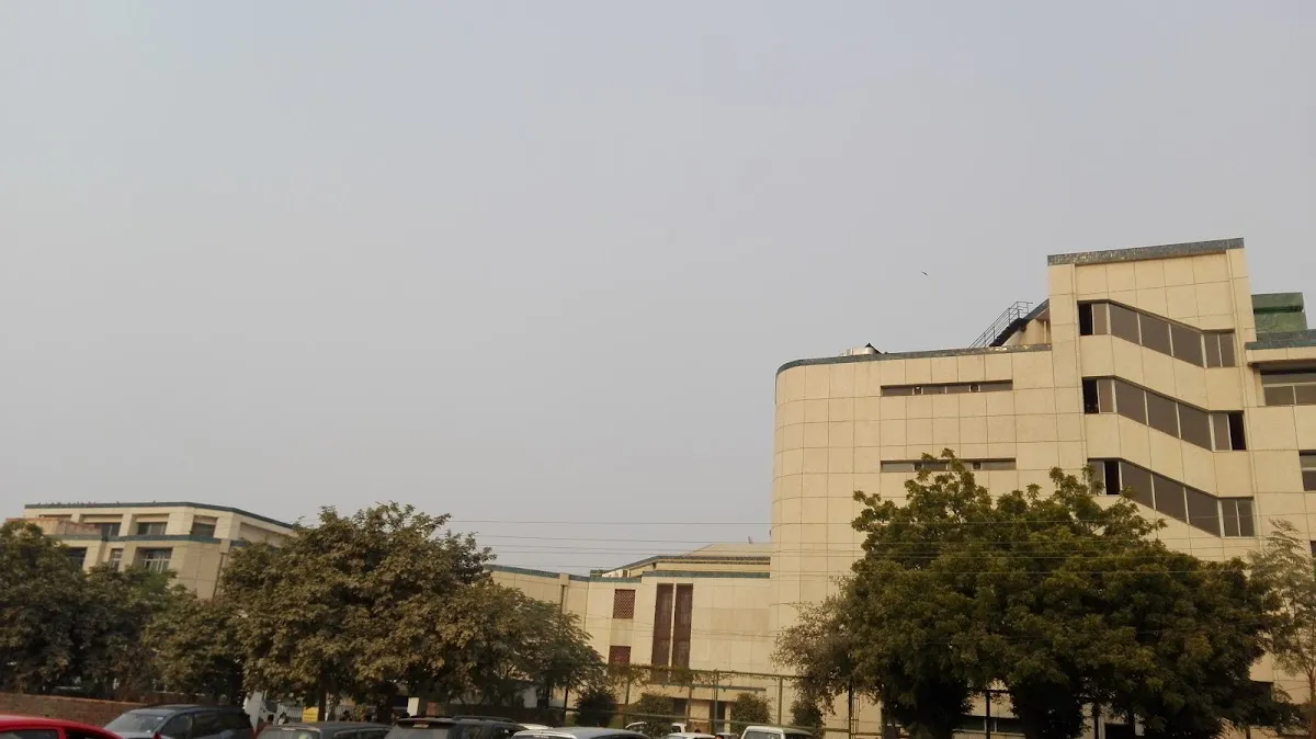 The Shri Ram School, Moulsari photo 2