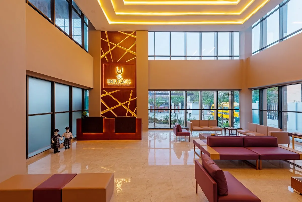 Unicosmos School photo 5